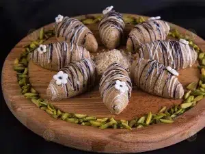 حلوا آجیلی