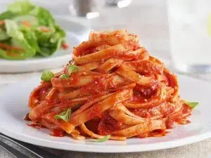 پاستا فتوچینی با سس ریحان