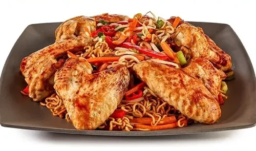 طرز تهیه مرغ سوخاری با نودل