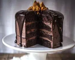 کیک شکلاتی بی بی