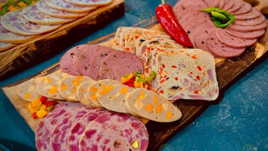 دوره سوسیس و کالباس آذر ۱۴۰۱