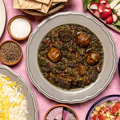 قرمه‌سبزی؛ نمونه بارزی از خورشت با گوشت قرمز