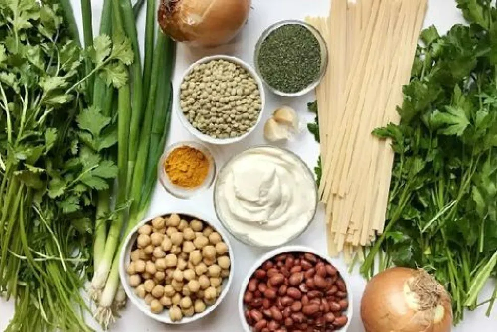 طرز تهیه یه آش رشته