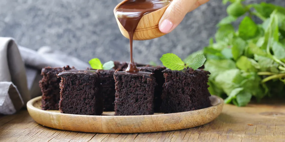 سس برای کیک خیس شکلاتی