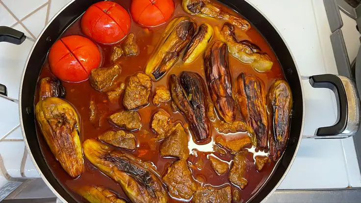 کالری قیمه بادمجان