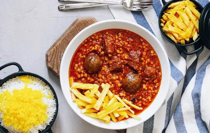 مقایسه طعمهای قیمه بادمجان با قیمه اصلی و قیمه نثار