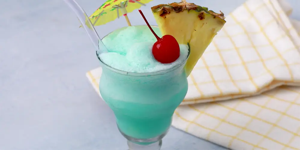 طرز تهیه ماکتل بلو هاوایی