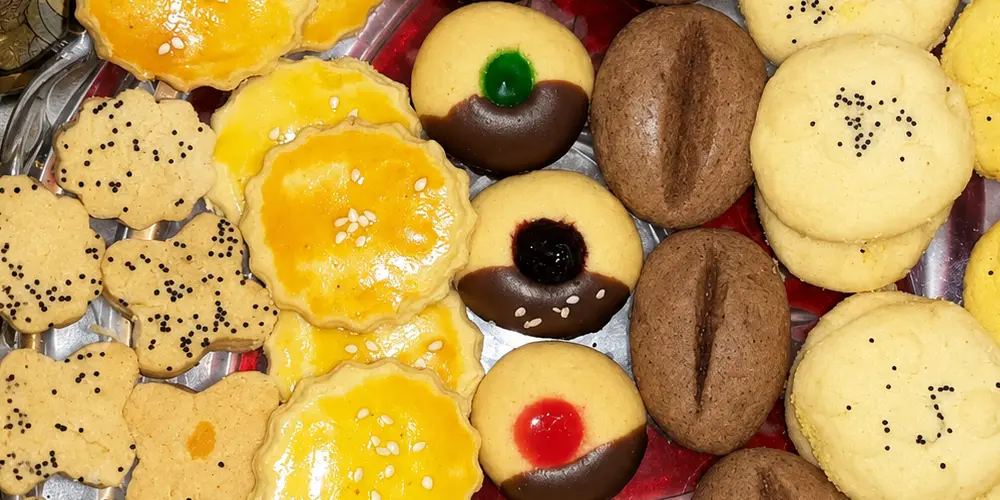 مراحل طرز تهیه شیرینی دادلی بدون فر