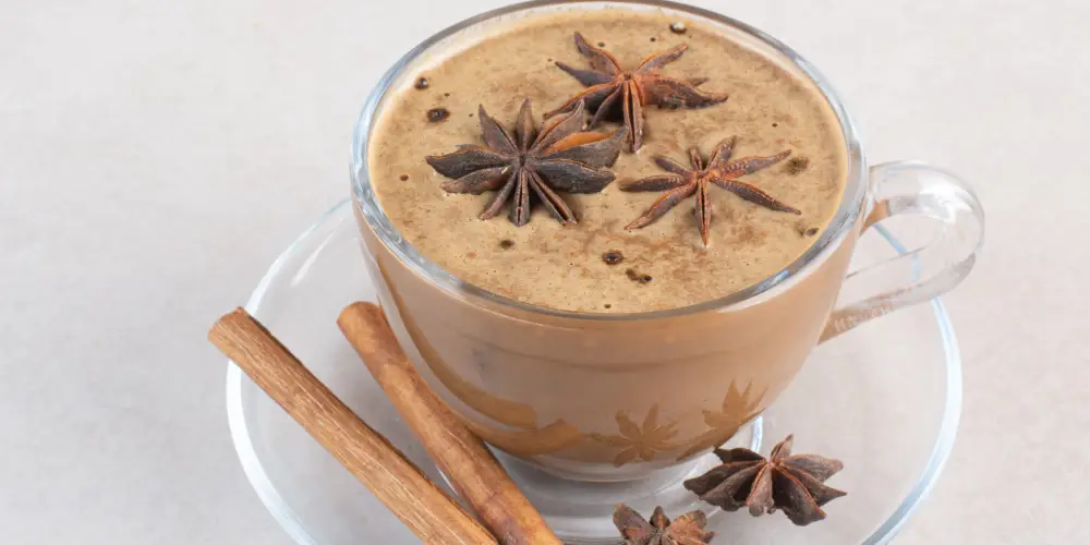 طرز تهیه چای ماسالا با شیر در خانه