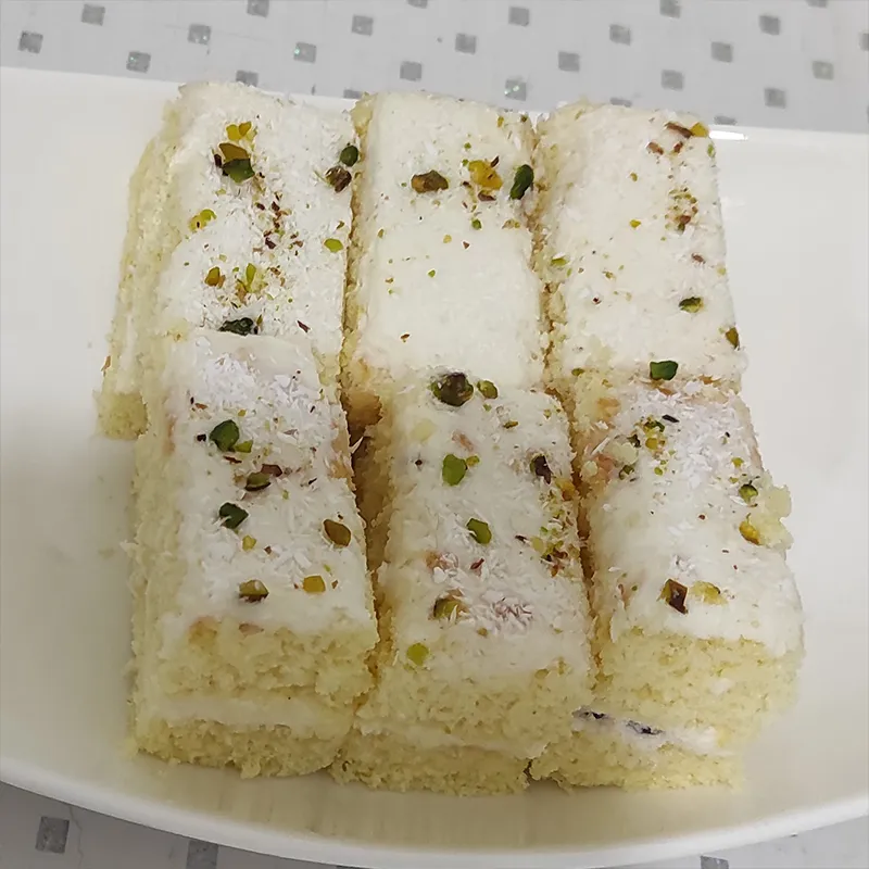 طرز تهیه شیرینی خامه ای سولی (ابری) مجلسی به روش قنادی